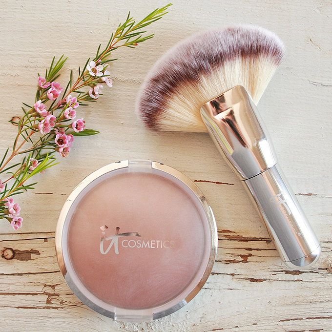 Best in Beauty | April 2015 | IT Cosmetics CC+ Anti-Aging Ombre Radiance Bronzer with Luxe Mega Fan Brush // JustineCelina.com