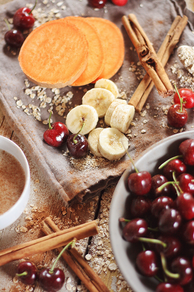 Cherry Crumble Smoothie // JustineCelina.com