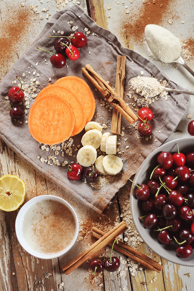 Cherry Crumble Smoothie // JustineCelina.com