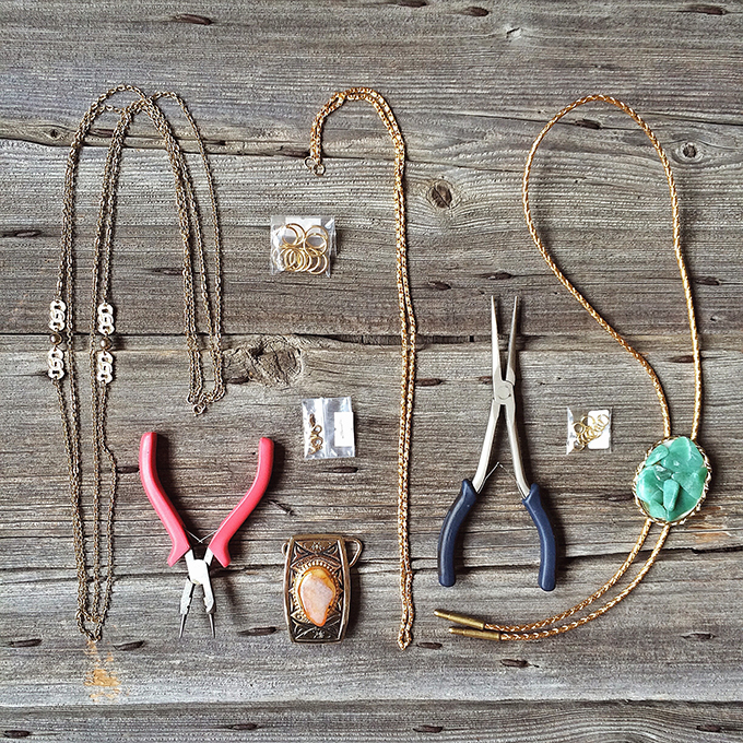 DIY Vintage Bohemian Necklace // JustineCelina.com