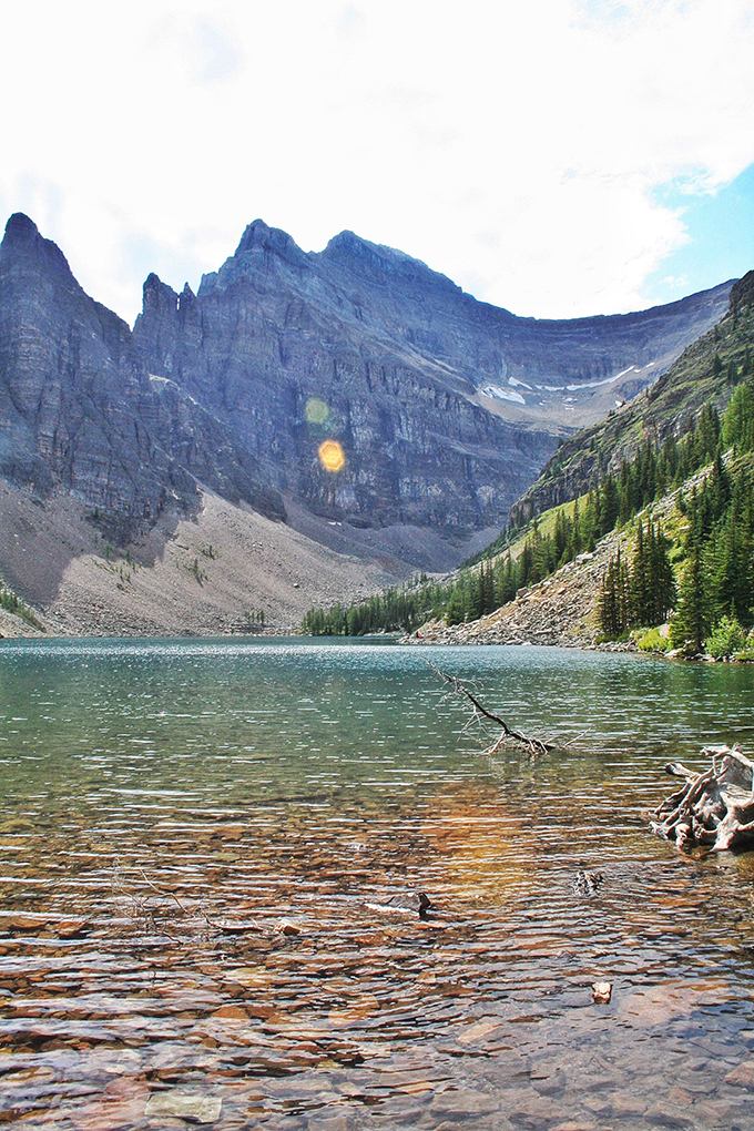 Lake Agnes, Lake Agnes Tea House Hike // JustineCelina.com