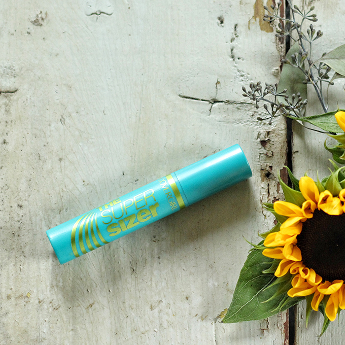 Best in Beauty | August 2015 | Covergirl The Super Sizer by LashBlast Mascara Photos, Review, Swatches // JustineCelina.com