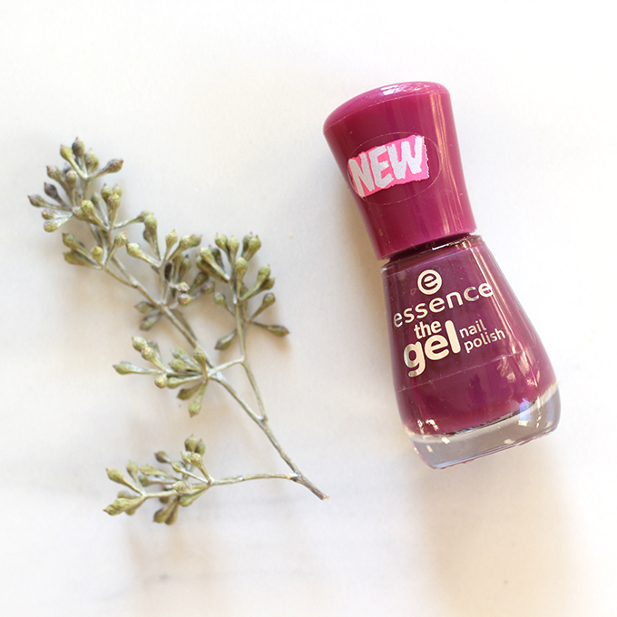 Best in Beauty | Essence The Gel Nail Polish in Amazed By You Photos, Review, Swatches | October 2015 // JustineCelina.com