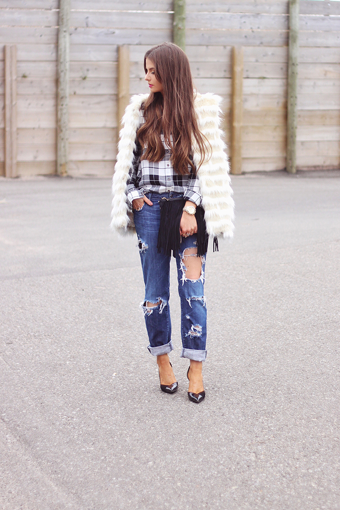 Faux Fur + Distressed Denim // JustineCelina.com