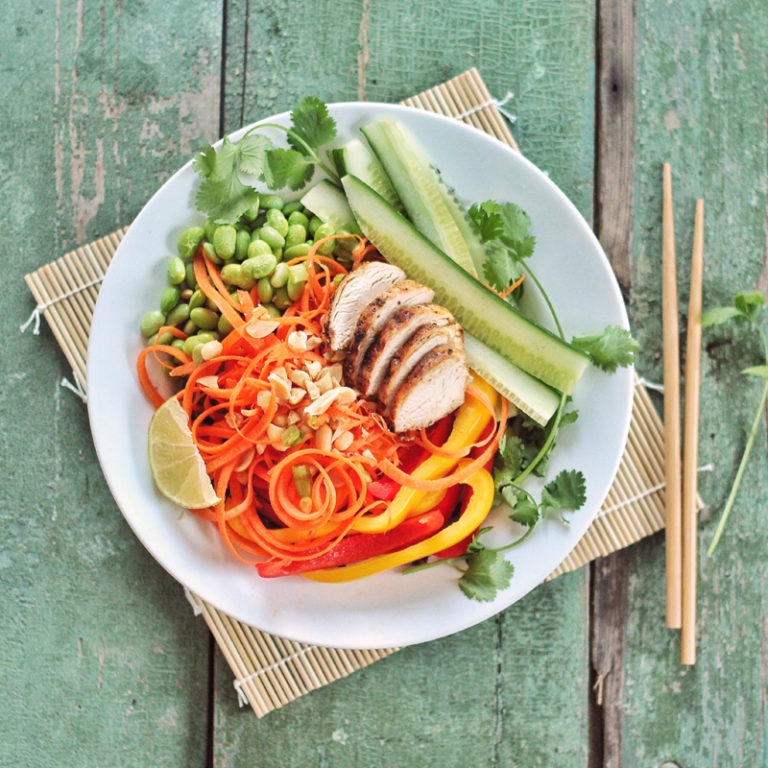 TANGLED THAI SALAD WITH GINGER PEANUT SAUCE JustineCelina