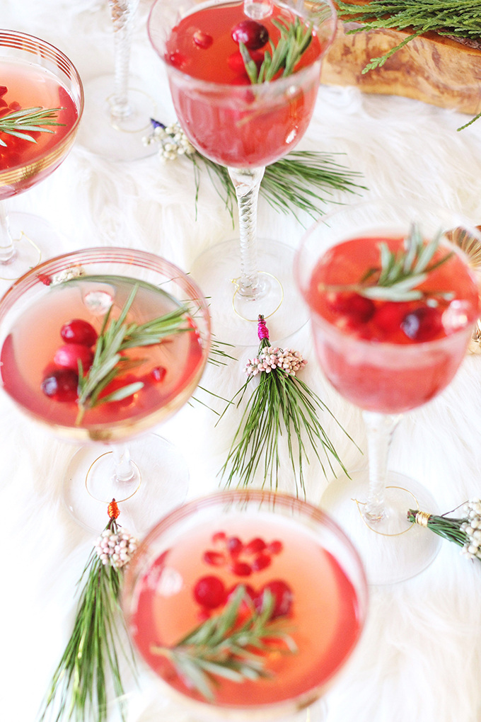 DIY | Mistletoe Inspired Wine Charms