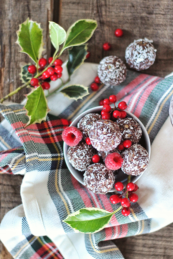 Dark Chocolate Raspberry Energy Bites // JustineCelina.com