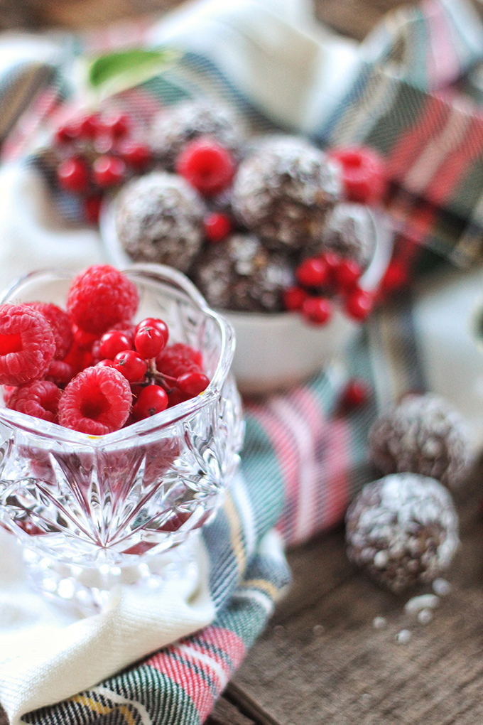 Dark Chocolate Raspberry Energy Bites // JustineCelina.com