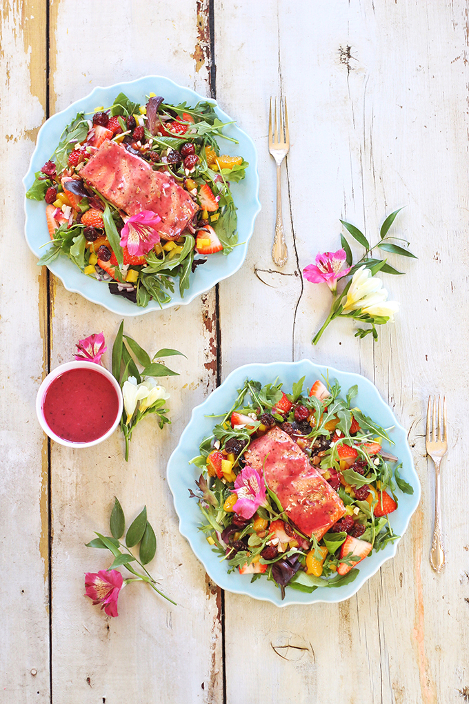 Pomegranate Hibiscus Salmon Salad | Recipe Creation for Litehouse Foods // JustineCelina.com