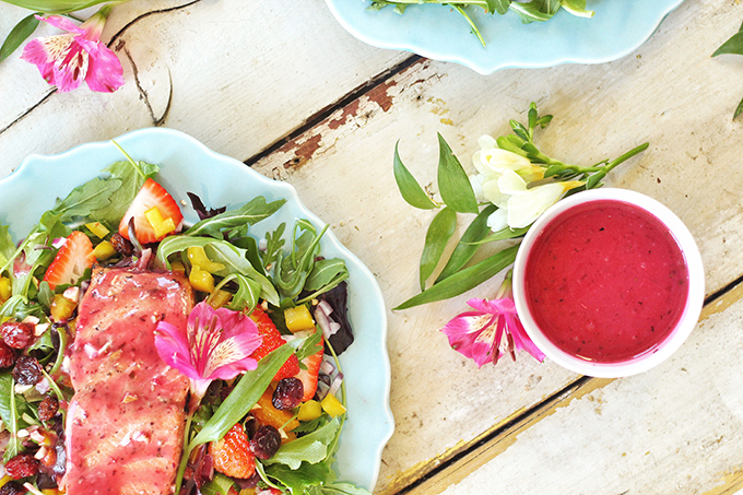 Pomegranate Hibiscus Salmon Salad | Recipe Creation for Litehouse Foods // JustineCelina.com