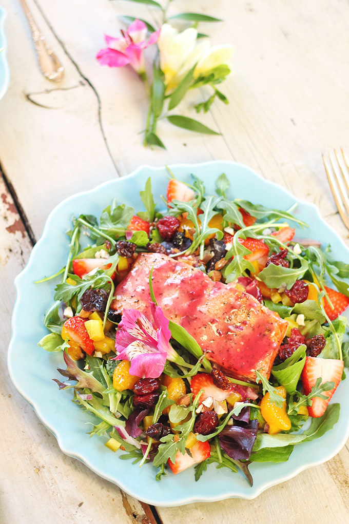 Pomegranate Hibiscus Salmon Salad | Recipe Creation for Litehouse Foods // JustineCelina.com