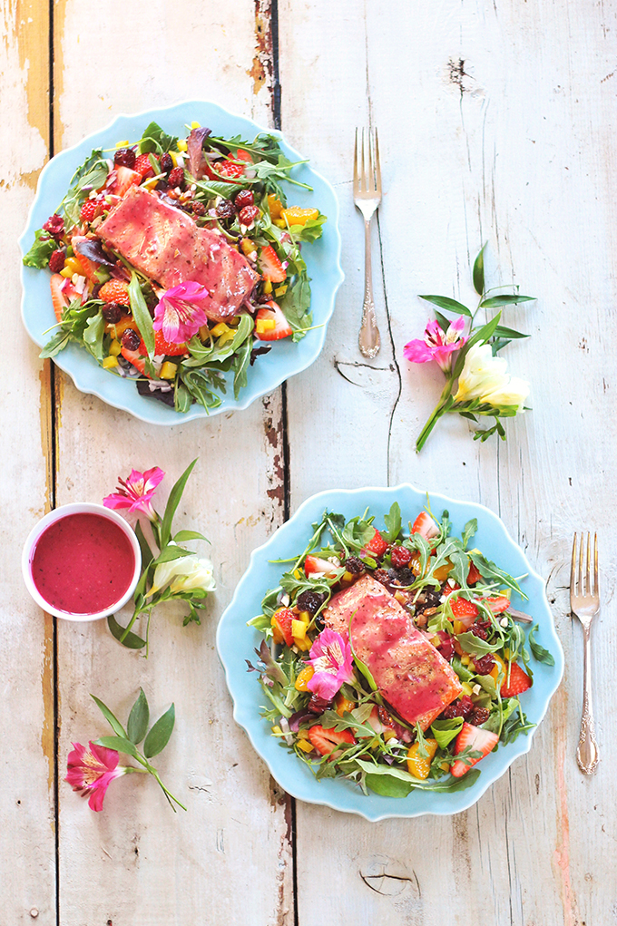 Pomegranate Hibiscus Salmon Salad | Recipe Creation for Litehouse Foods // JustineCelina.com