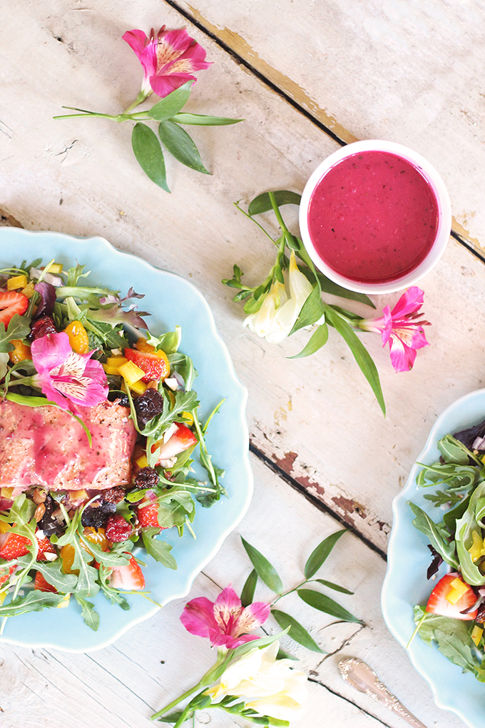 Pomegranate Hibiscus Salmon Salad | Recipe Creation for Litehouse Foods // JustineCelina.com