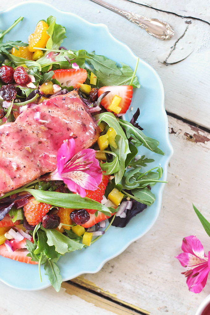 Pomegranate Hibiscus Salmon Salad | Recipe Creation for Litehouse Foods // JustineCelina.com