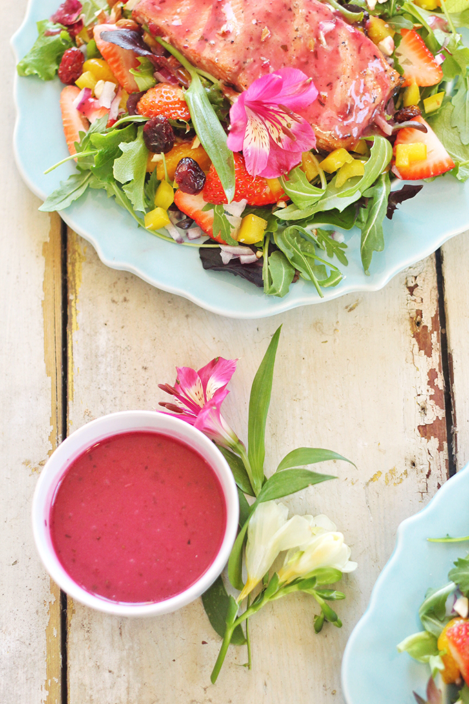 Pomegranate Hibiscus Salmon Salad | Recipe Creation for Litehouse Foods // JustineCelina.com