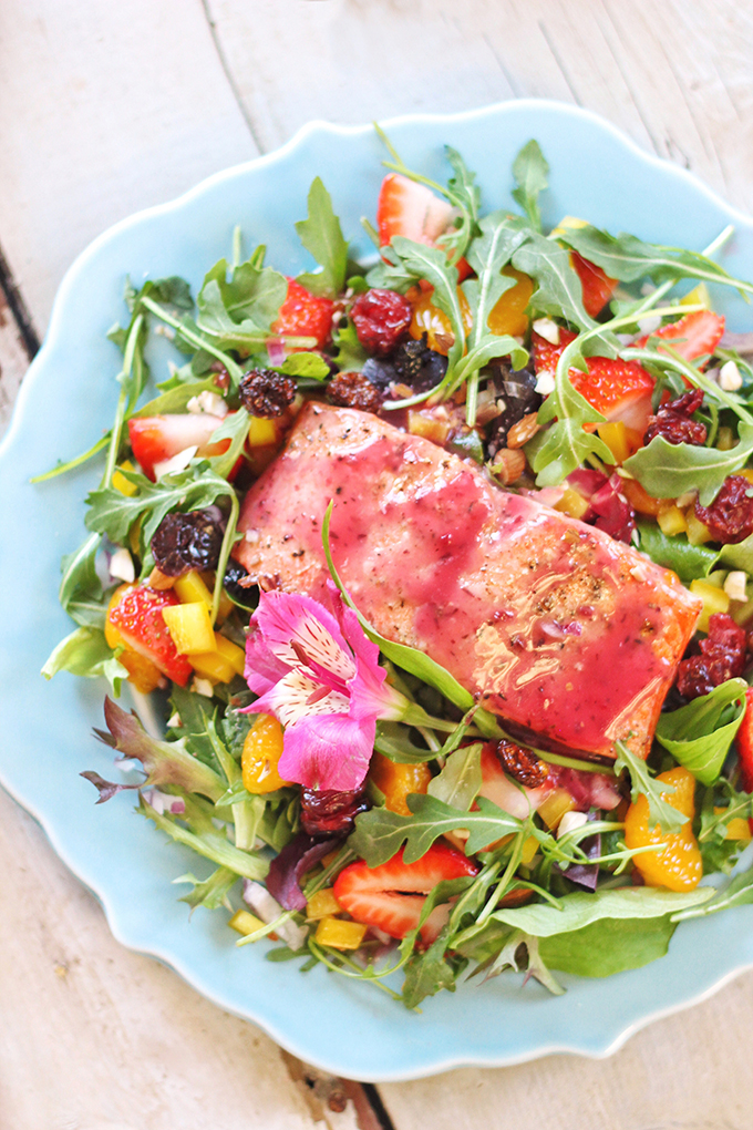 Pomegranate Hibiscus Salmon Salad | Recipe Creation for Litehouse Foods // JustineCelina.com