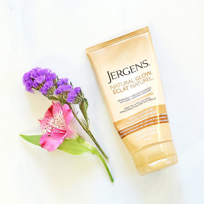 Jergens Natural Glow Daily Moisturizer in Fair To Medium Photos, Review, Swatches // January 2016 Beauty Favourites // JustineCelina.com