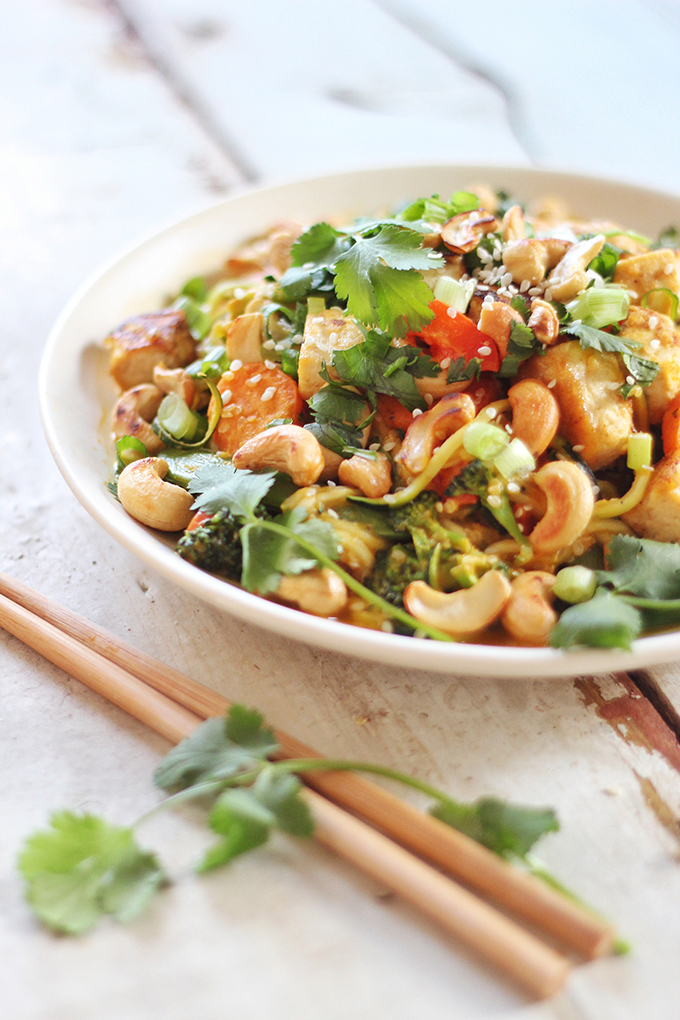 Carrot Cashew Zoodles with Crispy Sesame Tofu // JustineCelina.com