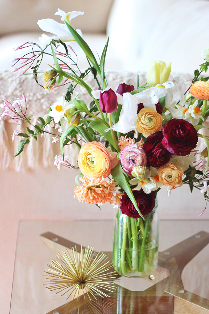 An Introduction to Spring Flowers | Ranunculus // JustineCelina.com