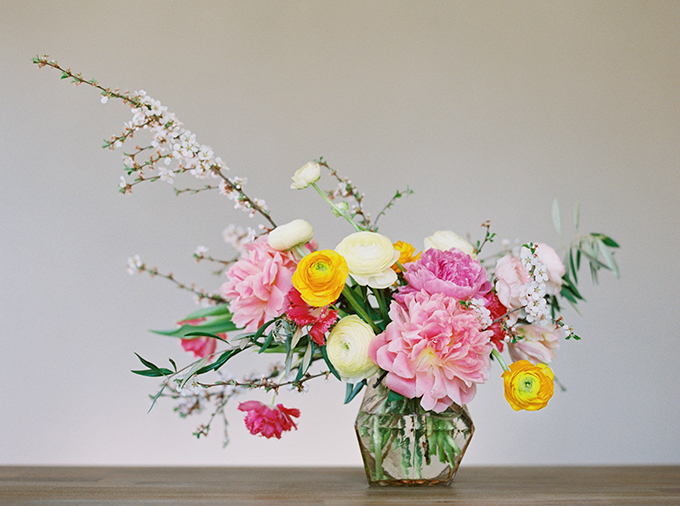 DIY | How to Make a Summer Flower Arrangement with Rebecca Dawn Design | Colourful Summer Arrangement with Peonies and Cherry Blossoms // JustineCelina.com