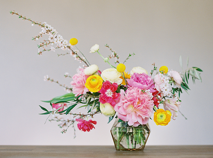 DIY | How to Make a Summer Flower Arrangement with Rebecca Dawn Design | Colourful Summer Arrangement with Peonies and Cherry Blossoms // JustineCelina.com