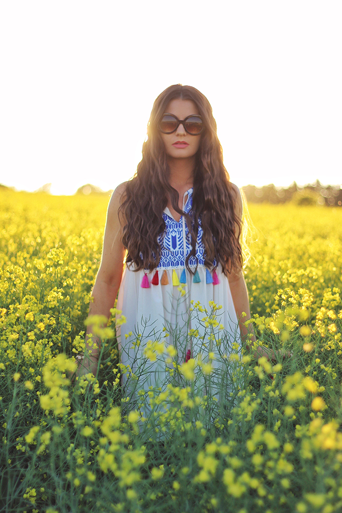 Here Comes the Sun | Carefree Summer Style in a Canola Field | Oversized 60’s Sunglasses | Calgary Fashion Blogger // JustineCelina.com