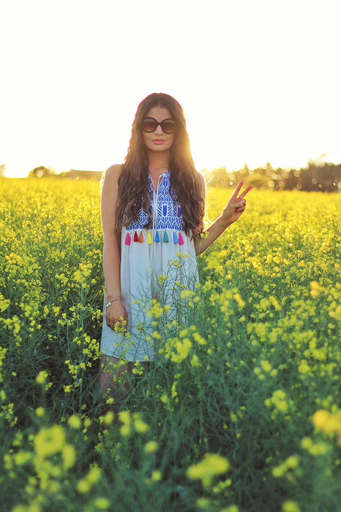 Here Comes the Sun | Carefree Summer Style in a Canola Field | Oversized 60’s Sunglasses | Calgary Fashion Blogger // JustineCelina.com