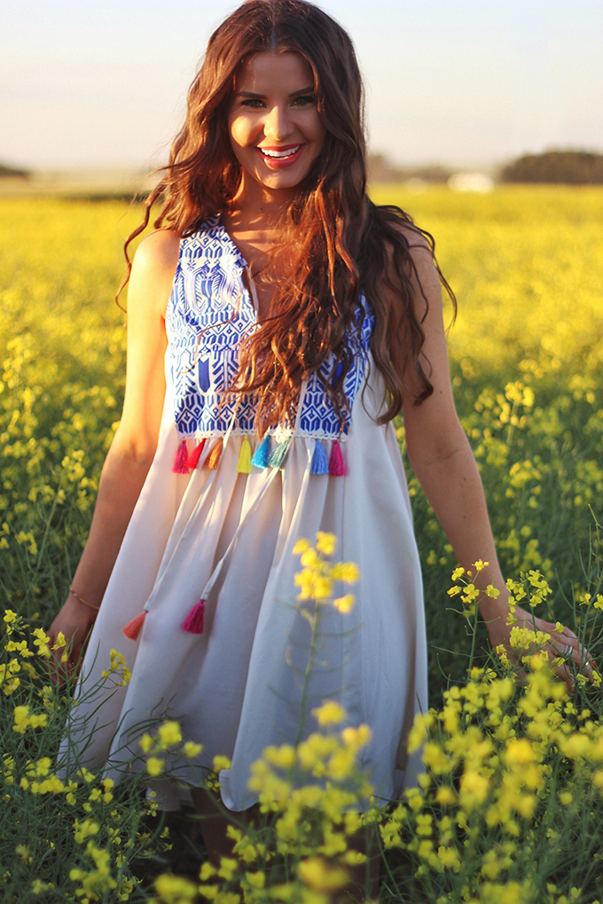 Here Comes the Sun | Carefree Summer Style in a Canola Field | Calgary Fashion Blogger // JustineCelina.com