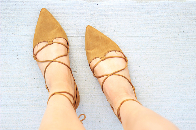 Shoes of Summer + End of Season Sales | Lace Up Flats // JustineCelina.com