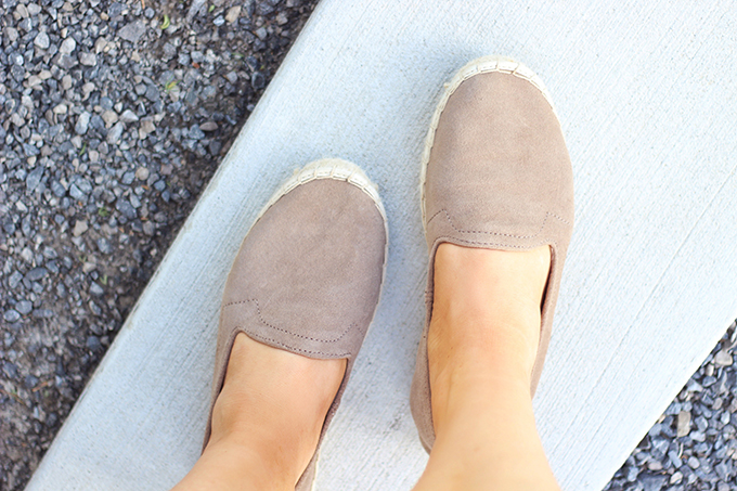 Shoes of Summer + End of Season Sales | GAP Espadrilles // JustineCelina.com