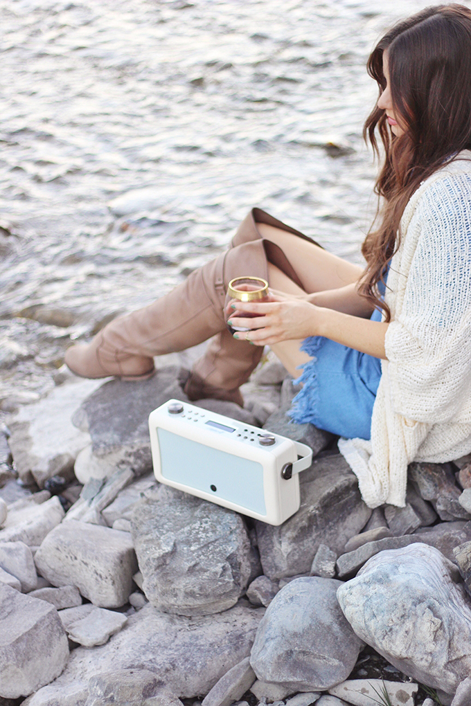 A Mini Mountain Getaway | VQ Hepburn Mk II Radio in Cream // JustineCelina.com