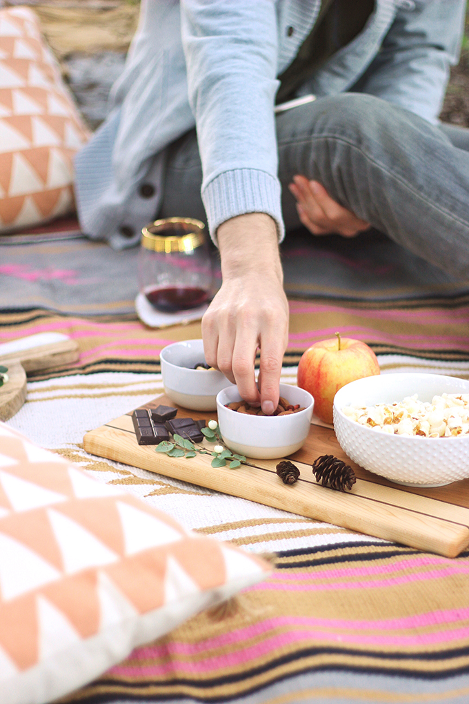 A Mini Mountain Getaway | A Rocky Mountain Picnic with Wine near Calgary, Alberta // JustineCelina.com 