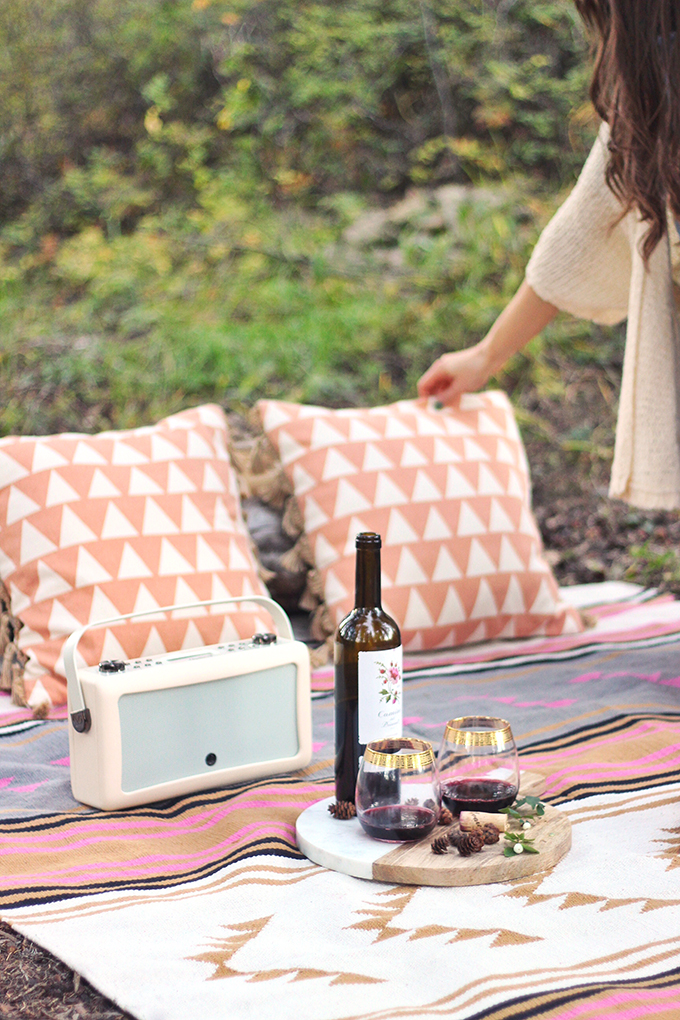 A Mini Mountain Getaway | A Rocky Mountain Picnic with Wine near Calgary, Alberta | VQ Hepburn Mk II Radio in Cream // JustineCelina.com