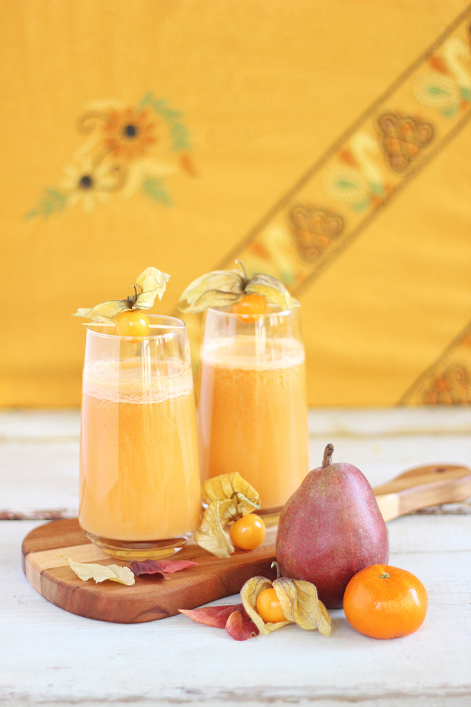 Autumn Energizer Juice with Cape Gooseberries // JustineCelina.com