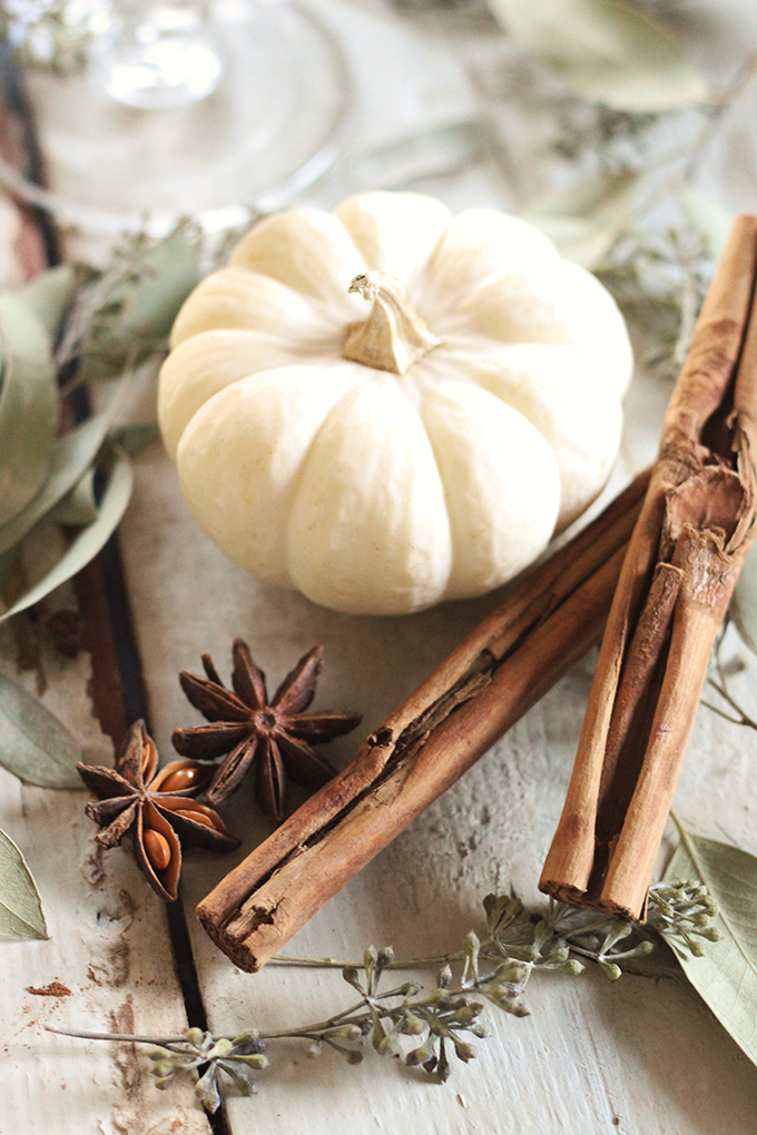 Spicy Pumpkin Persimmon Smoothie // JustineCelina.com