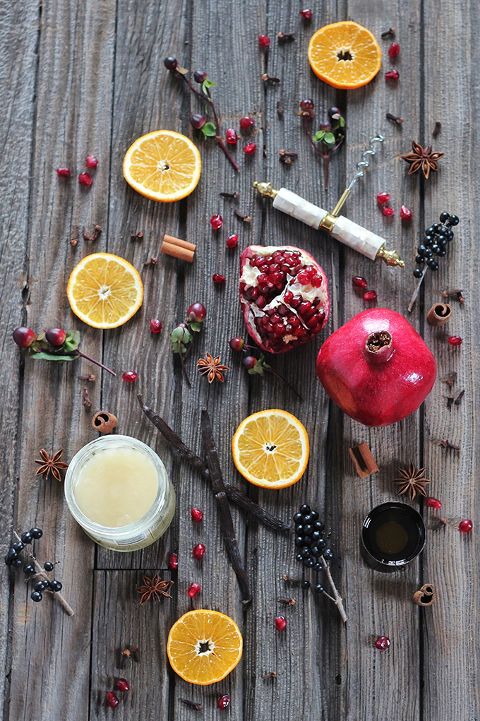 VANILLA POMEGRANATE MULLED WINE - JustineCelina