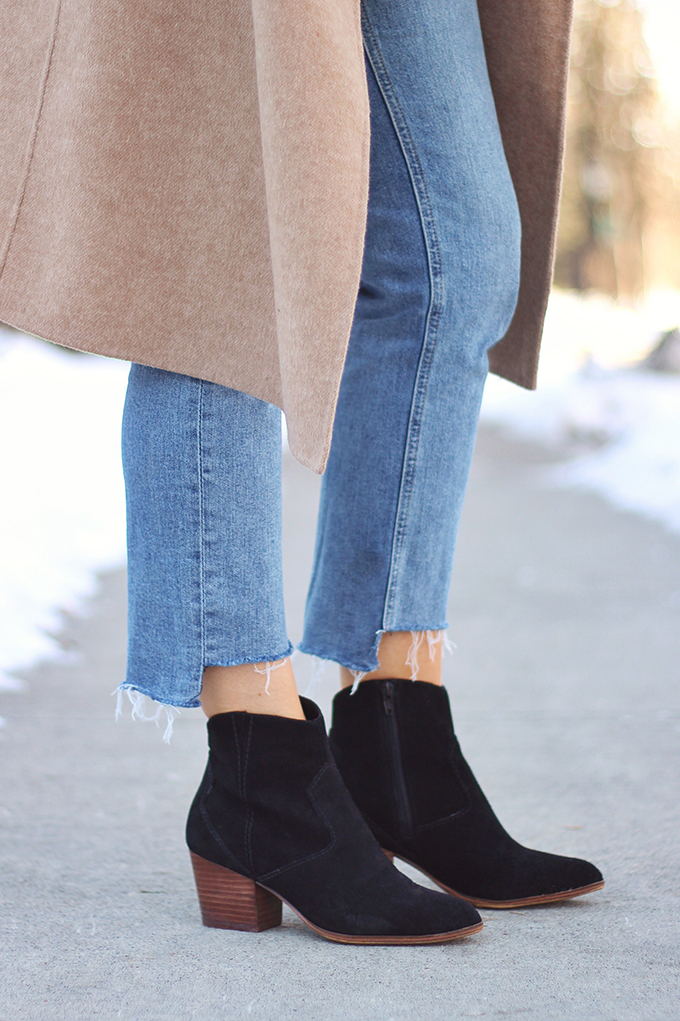 WINTER 2017 SHOE GUIDE: BASICS | Black Low Heel Booties // JustineCelina.com