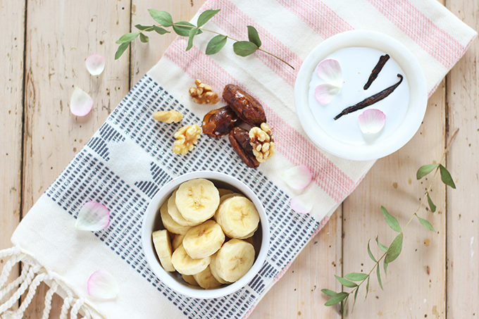 Pantone Inspired Banana Walnut Green Smoothie Bowl Ingredients // JustineCelina.com