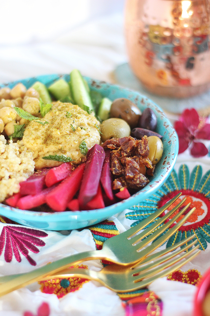 Mediterranean Rainbow Buddha Bowl | Created in Partnership with Sabra Canada #sponsored // JustineCelina.com | #glutenfree #dairyfree #vegan 