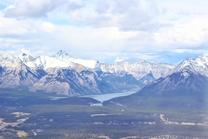 her’s Day on at the Sky Bistro in Banff, Alberta | Brewster Travel Canada | Sulphur Mountain, Banff Gondola | Canadian Rocky Mountains // JustineCelina.com