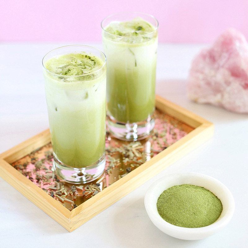 Iced Coconut Ginger Matcha Lattes | #Sponsored by Kiwami Greens // JustineCelina.com #vegan #glutenfree #refinedsugarfree