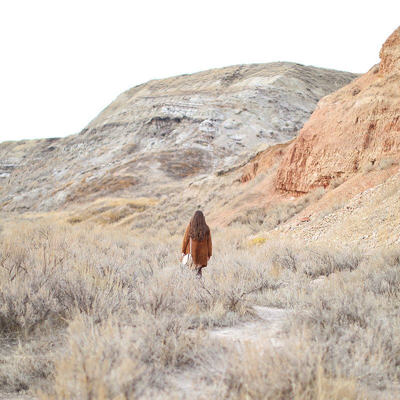 October 2017 Soundtrack | Exploring the Alberta Badlands near the Star Mine Suspension Bridge | Red Deer River Valley, Drumheller, Canada // JustineCelina.com