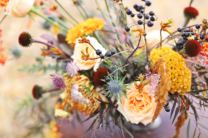 The Most Beautiful Autumn Arrangement, Ever | Autumn 2017 Flower Ideas | Modern Autumn Wedding Bouquet Ideas | Modern Autumn Wedding Flower Ideas | Pantone Fall 2017 Colour Trends Flowers // JustineCelina.com x Rebecca Dawn Design