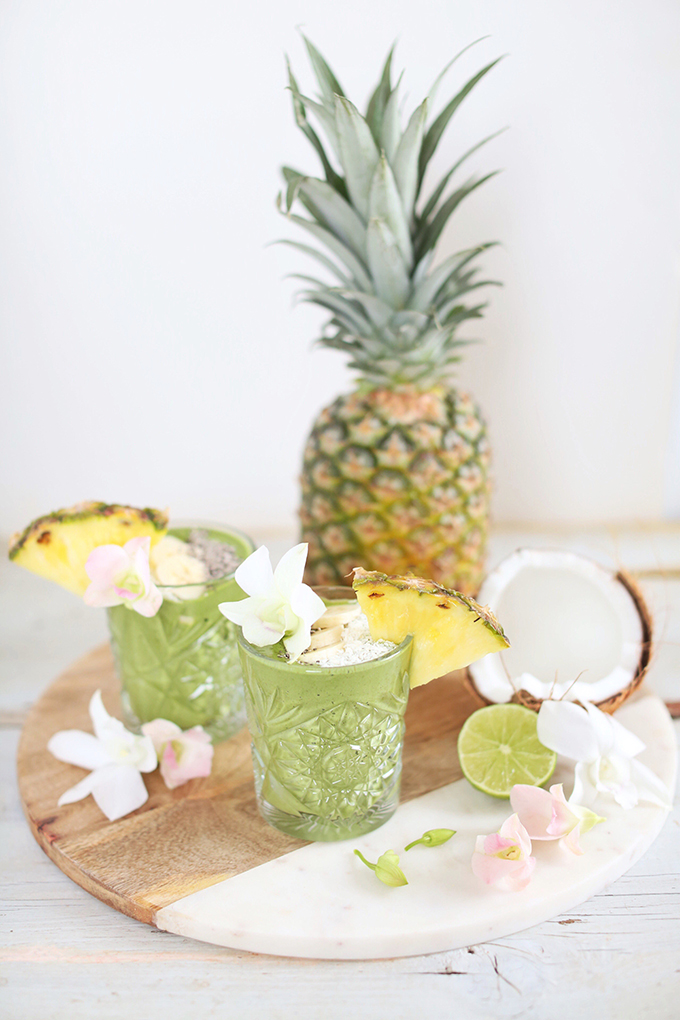 Tropical Zinger Green Smoothie | #vegan #dairyfree #glutenfree #refinedsugarfree // JustineCelina.com