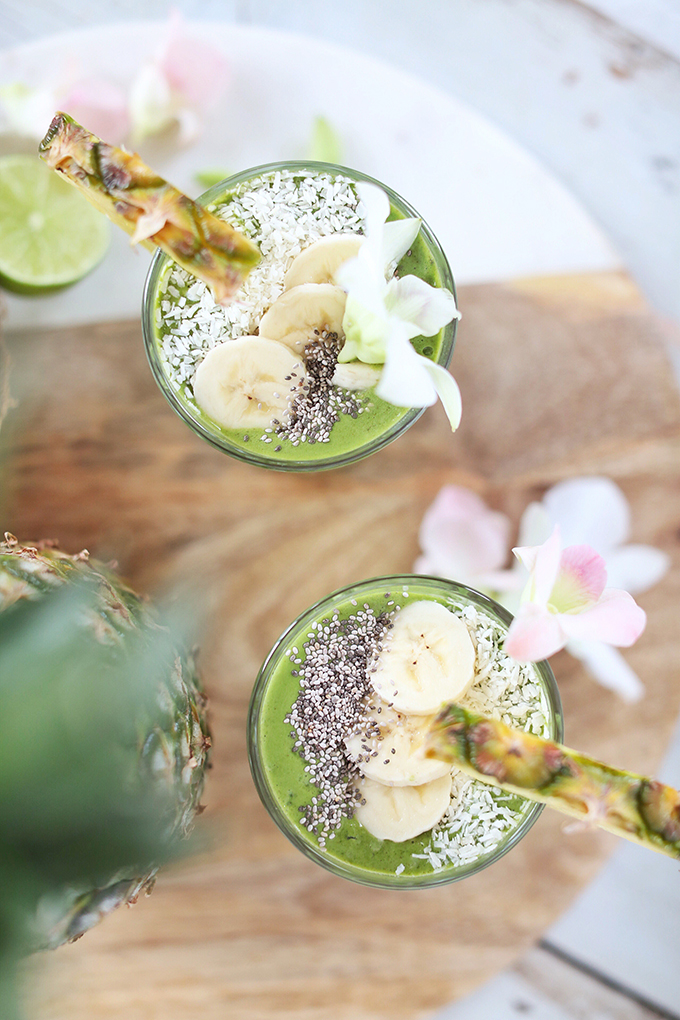 Tropical Zinger Green Smoothie | #dairyfree #glutenfree #refinedsugarfree // JustineCelina.com