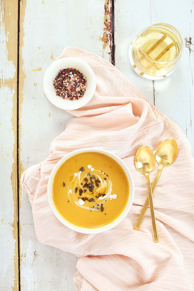 Truffled Butternut Squash Soup with Crispy Sage | Sofritto Calgary White Truffle Oil | #vegan #glutenfree #dairyfree // JustineCelina.com