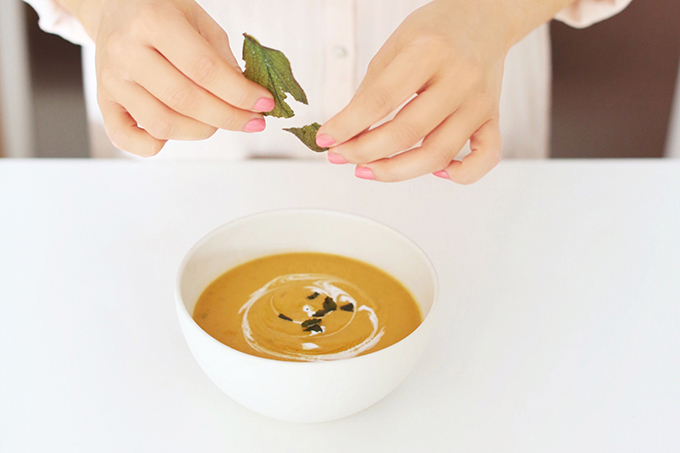 Truffled Butternut Squash Soup with Crispy Sage | Sofritto Calgary White Truffle Oil | #vegan #glutenfree #dairyfree // JustineCelina.com