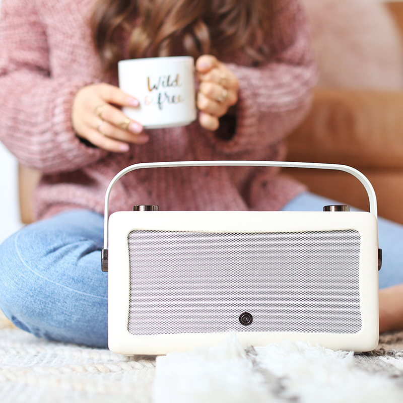 February 2018 Soundtrack | My VQ Hepburn Digital Radio | Calgary Lifestyle Blogger // JustineCelina.com