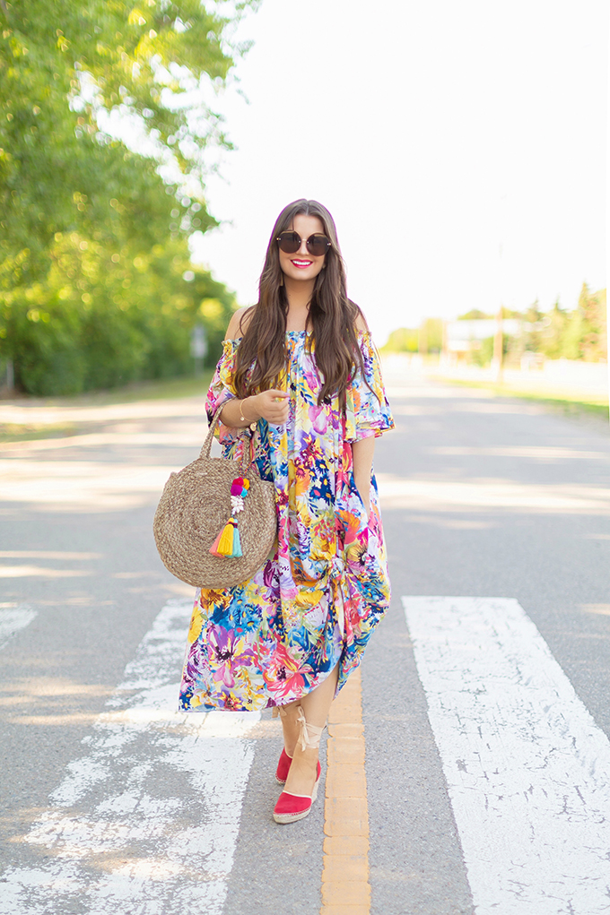 Summer 2018 Trend Guide | Flower Power | Summer 2018 Trends | How to Style Flowy Floral Dresses, Espadrilles and Circular Bags for Summer // JustineCelina.com