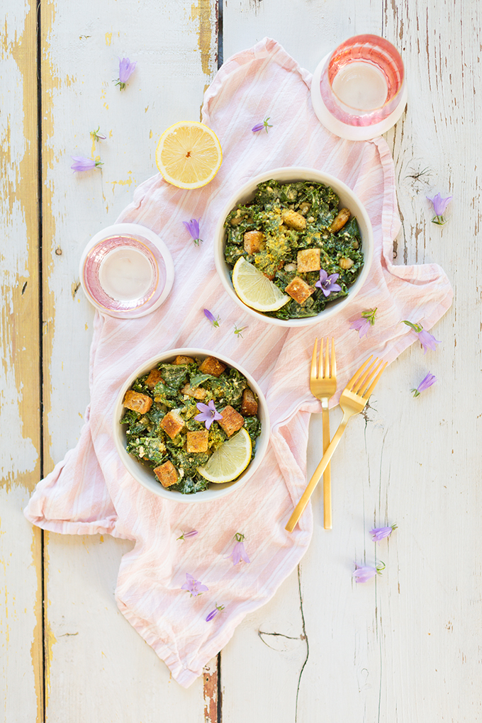 #Vegan Kale Caesar Salad with #GlutenFree Croutons | The Best Vegan Kale Ceasar Salad Recipe | Healthy, #PlantBased Summer Recipes | #MeatlessMonday // JustineCelina.com 